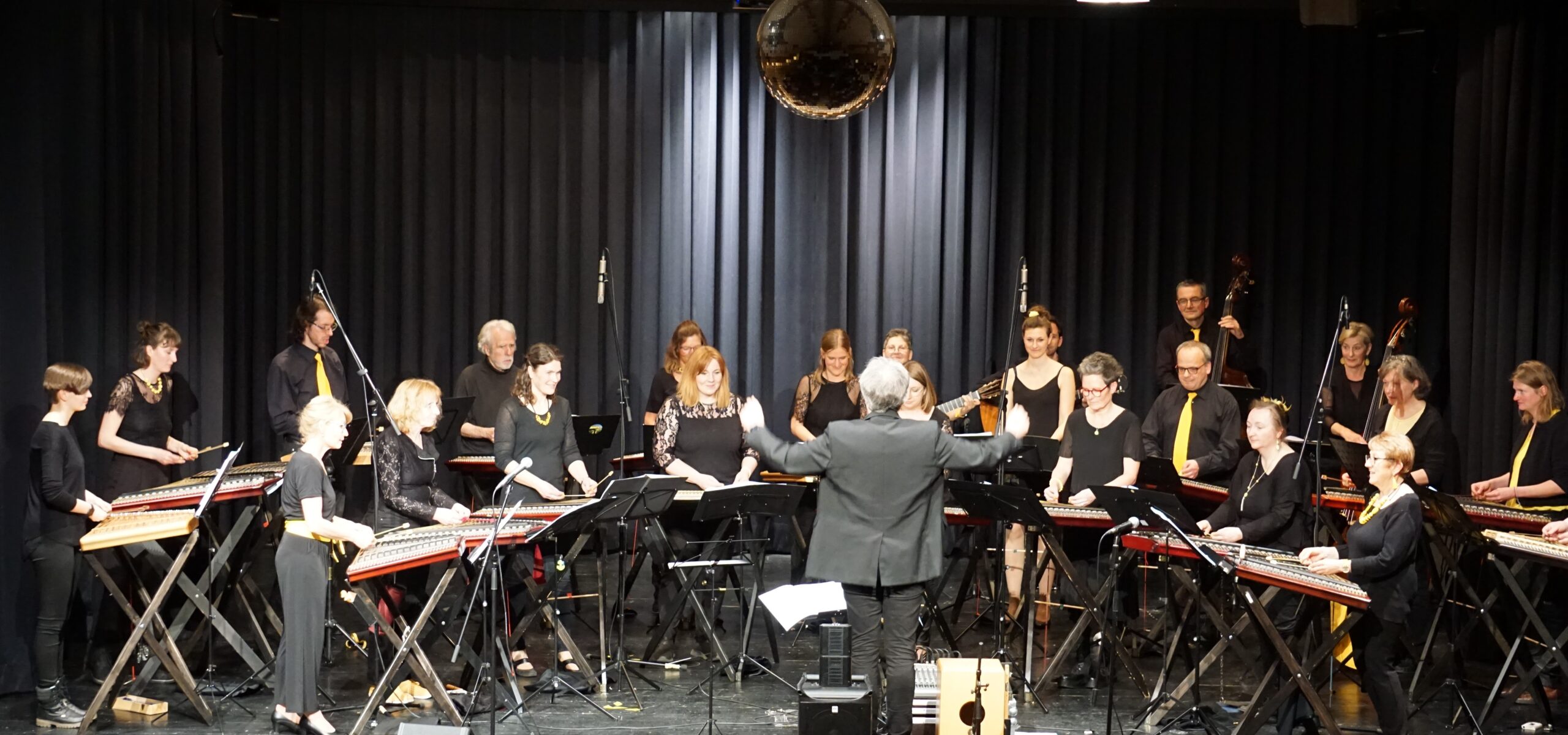 Konzert mit den „Gelben Saiten“